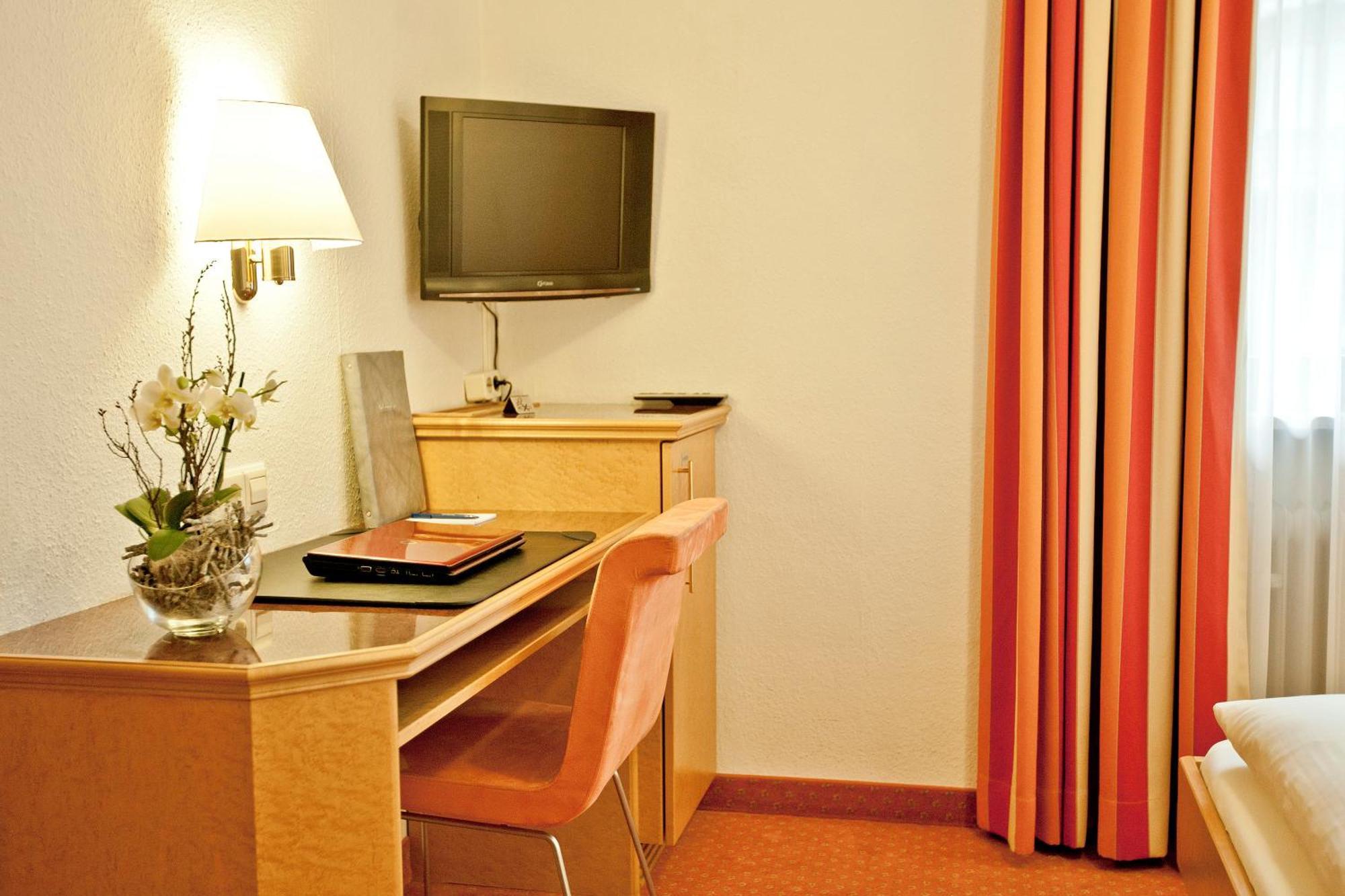 Wuermtaler Gaestehaus Grafelfing Room photo