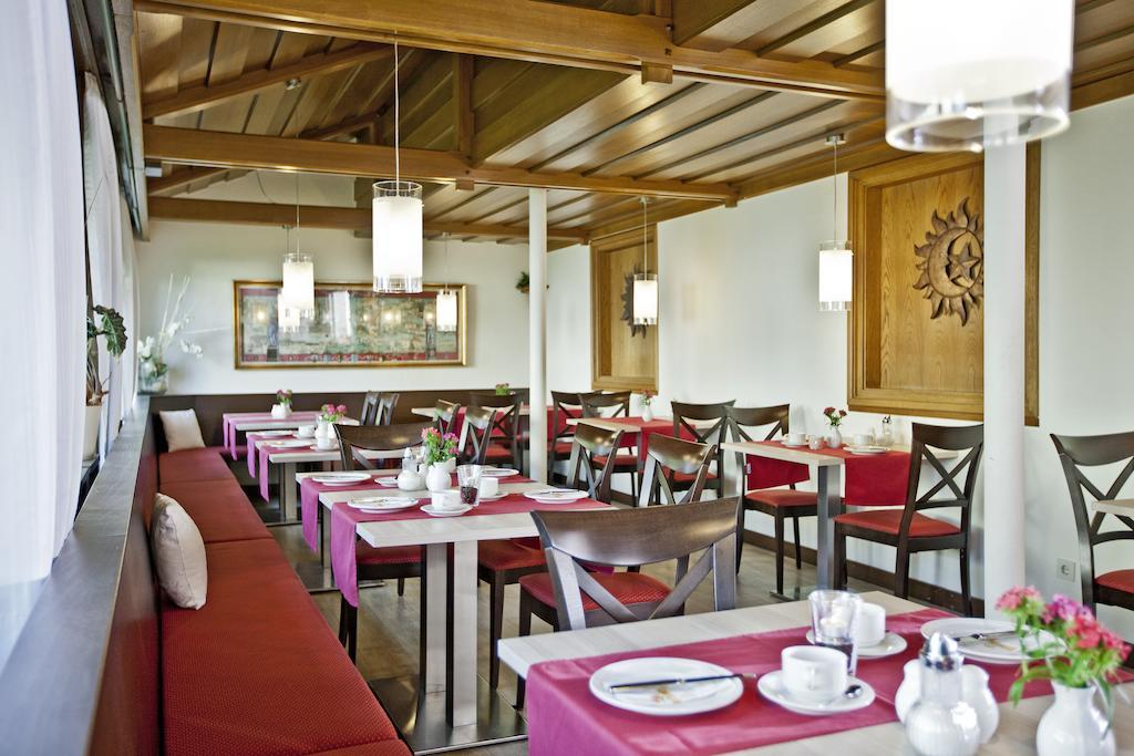 Wuermtaler Gaestehaus Grafelfing Exterior photo